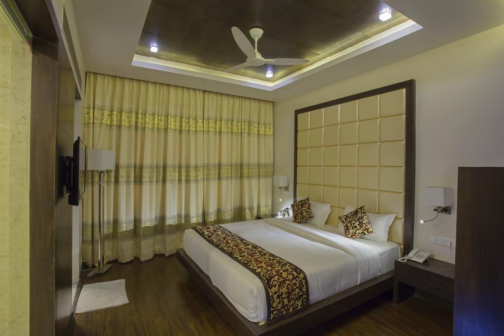 Hotel Ravi Residencia Morbi Habitación foto